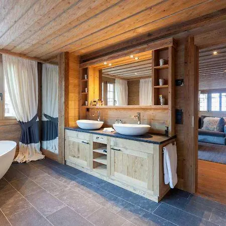 Chalet Grand Alpine Chalet 6 Bed, 6 Bath In Saanen Gstaad
