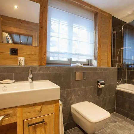Grand Alpine Chalet 6 Bed, 6 Bath In Saanen Chalet Gstaad